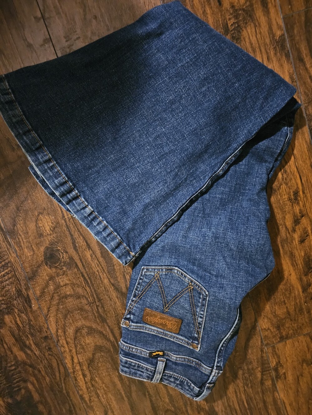 Wrangler Denim Flare Jeans - Picture 6 of 6